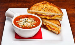 Arooga's Grille House & Sports Bar_3